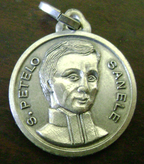 0422 SPC 0410 St Peter Chanel medal1
